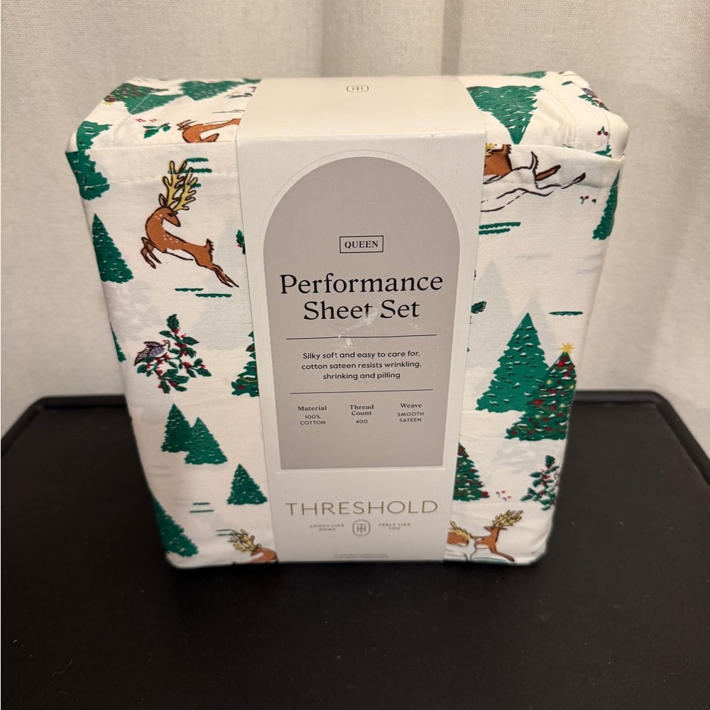 Christmas Thershold Perfromance bed sheets Queen